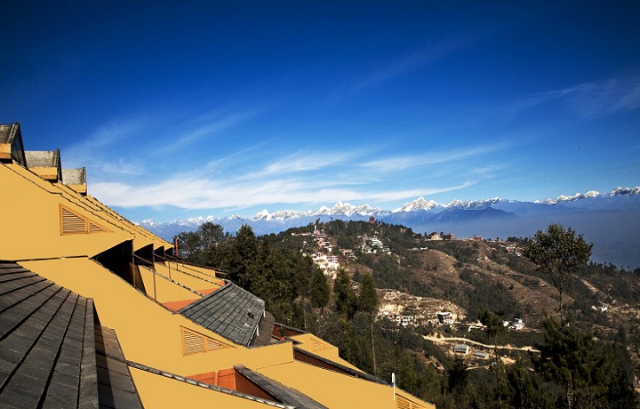 2024定番人気ナガルコット ヒマラヤ連山 ネパール 風景写真 額縁付 A3サイズ 壁掛け式